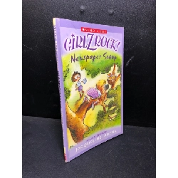 [Phiên Chợ Sách Cũ] Newspaper Scoop Girlz rock 2303