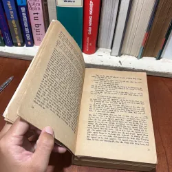 Sách Tôn Giáo: Cám Dỗ Cuối Cùng Của Chúa - NIKOS KAZANTZAKIS - Bích Phượng (Dịch) - 1988 778733