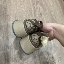 Thanh lý giày cnk auth 97% ạ 719479