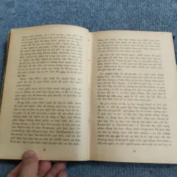 VỀ CUỘC CÁCH MẠNG XÃ HỘI CHỦ NGHĨA THÁNG MƯỜI VĨ ĐẠI 688753