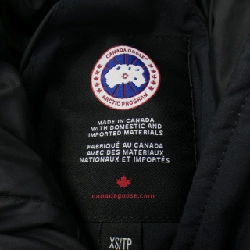 【Mã giảm giá】Áo khoác lông Canada Goose CANADA GOOSE 641135