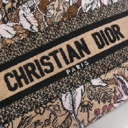 Christian Dior DIOR JARDIN MAGIQUE Nữ D-Light Trung M0565ORZI Túi 616570