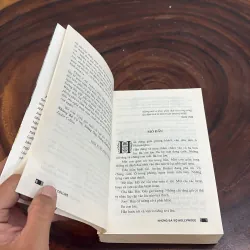 II Tiểu Thuyết: Những Bà Vợ Hollywood - Jackie Collins - 2012 1010431