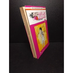 (TẶNG BOOKMARK) Mup quyết không lùi bước tập 4mới 70% ố vàng 2014 RBK0310