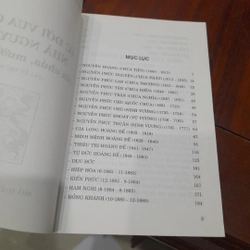 Trần Quỳnh Cư, Trần Việt Quỳnh - Các đời vua chúa nhà Nguyễn, 9 chúa 13 vua 360974