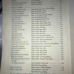 Tiếp bước quân hành - Tập kịch bản sân khấu và ca khúc quần chúng 734776