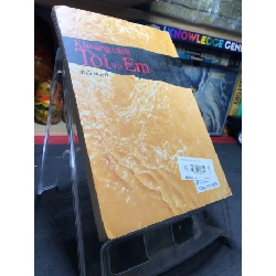 Khoảng cách tôi và em 2004 mới 70% ố vàng nhẹ Trần Chinh Vũ HPB0906 SÁCH VĂN HỌC 915170