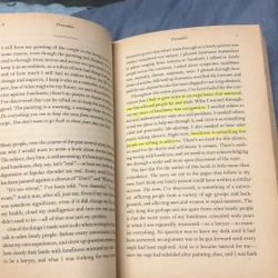 Lonely: Learning to Live with Solitude - Emily White  328245