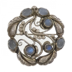 Brooch Hoa Nở Ánh Trăng George Jensen 666821