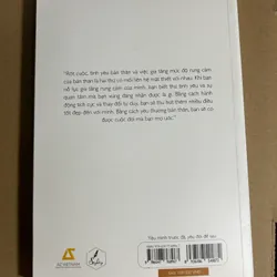 Yêu mình trước đã, yêu đời để sau 706528