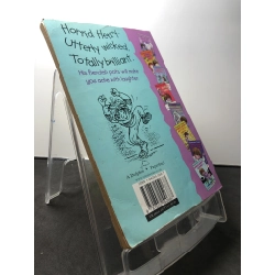 Horrid henry meets the queen mới 85% bẩn nhẹ Francesca Simon HPB1508 NGOẠI VĂN 458580