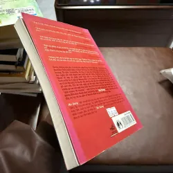 “Mùi Hương – Chuyện Một Kẻ Giết Người” (Patrick Süskind) 975560