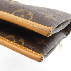 Túi đeo chéo Louis Vuitton Monogram Soumire PM M44879 612430