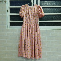 Đầm xòe ,size M, tay bo chun, vải mịn, hàng shop, chỉ mặc vài lần, 11961