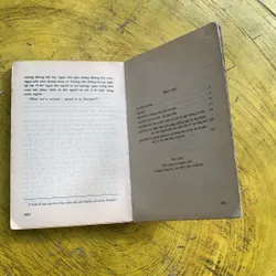  NHỮNG BÓNG MA CỦA MARX- giắccow đêriđa 739572