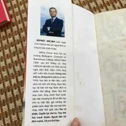 Tiểu thuyết quyền lực thứ tư 1017776