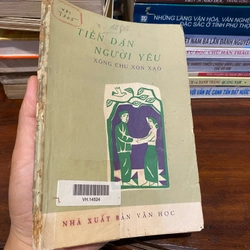 TIỄN DẶN NGƯỜI YÊU - XỐNG CHỤ XON XAO, BÌA VĂN CAO (XB 1973) 495544