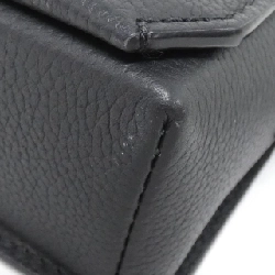 Túi đeo vai LV Aerogram Fastline Wearable Wallet M82085 của Louis Vuitton 612625