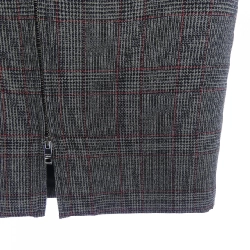 Chân váy logo tam giác PRADA P189VE S231 LJH - Hàng hiệu Authentic 819439