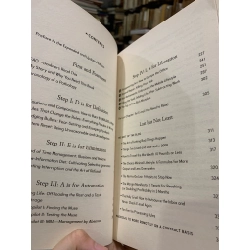 THE 4-HOUR WORKWEEK : Escape 9-5, Live Anywhere, And Join The New Rich - Timothy Ferrriss 193739