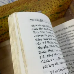 Về Một Đặc Trưng Thi Pháp Thơ Việt Nam - Vũ Văn Sĩ 926391