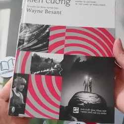 [MIỄN PHÍ BỌC SÁCH] Trên Mảnh Đất Kiên Cường - Wayne in Vietnam: In the Land of Resilience (song ngữ) - Wayne Besant 990097