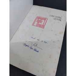 Lưng chừng cô đơn mới 80% ố vàng có chữ ký tác giả 2014 HCM2811 Nguyễn Ngọc Thạch VĂN HỌC 918043