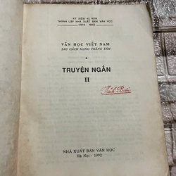Truyện ngắn Việt Nam sau cách mạng tháng 8 - khổ lớn- tập 2 460954