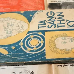 TIA SÁNG THẦN KỲ (Nhiều tác giả) 726791