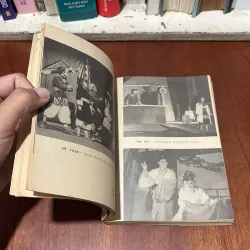 II Sách Xưa: Văn Hoá Nghệ Thuật - Việt Nam Dân Chủ Cộng Hoà 30 Năm - 1975 751392