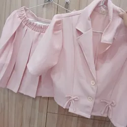 Set chân áo với chân váy  722385