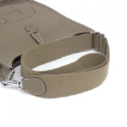 【Sản phẩm chưa sử dụng】Túi xách vai Hermès Évelyne 3 PM 056277CK 611443