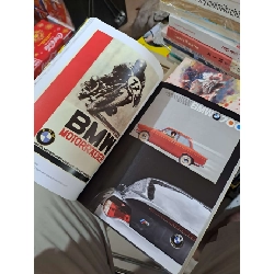 Logo Kí Sự - Những Câu Chuyện Thú Vị Đằng Sau 100 Logo Nổi Tiếng Thế Giới - Ron Van Der Vlugt - 2019 mới 90% sách màu - KINH TẾ - TÀI CHÍNH - CHỨNG KHOÁN - HMT3012 749805