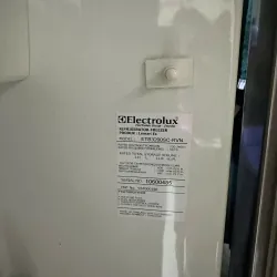 Thanh lý tủ lạnh Electrolux 311 lít 928771