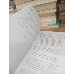 Business writing: The evolution of writing with style & impact - David Hirst 957420