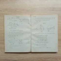 Hai cuốn sách Toán (2001) - Giải đề thi tuyển sinh và Mười nghìn bài toán sơ cấp 925678