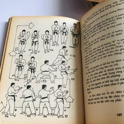 📚 SÁCH VỀ KARATE  🥋 542428