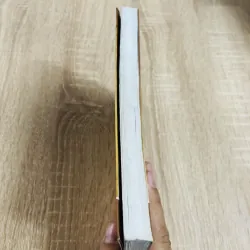 NGƯỜI BỊ CIA CƯA CHÂN SÁU LẦN 976572