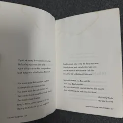 Người đàn bà làm thơ và trăng (Tác giả ký tặng) - Phan Ngọc Thường Đoan 876875