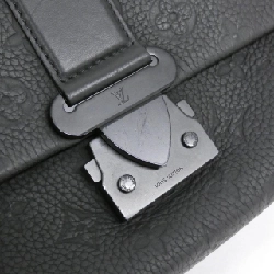 Túi đeo chéo Louis Vuitton Trillon Monogram S-Cape M23741 613183