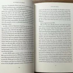 City of Girls - Elizabeth Gilbert 730889