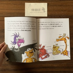 Sách ngoại văn Giraffe Is Left Out, Used 538149