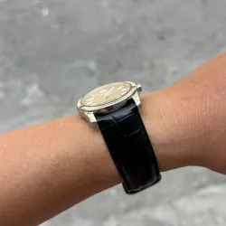 Đồng hồ pin năng lượng ánh sáng Nhật  1010991