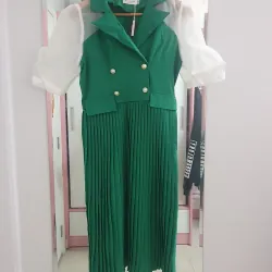 Đầm công sở size M màu xanh còn nguyên mác