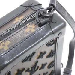 Túi xách mềm dọc Monogram Taffeta Louis Vuitton M45044 612369