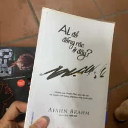 Sách ai đổ đống rác ở đây?