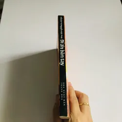 BÍ ẨN BÀN TAY 693608