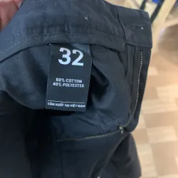 Quần mới hiệu Aristino regular fit size 32 sản xuất tại Việt Nam  971875