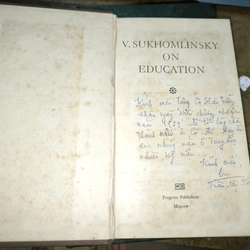 [FREESHIP][PEACE & DISARMAMENT, 1984][V. SUKHOMLINSKY ON EDUCATION, 1977] 367557