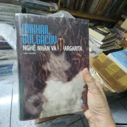 Nghệ nhân và Margarita bìa cứng 